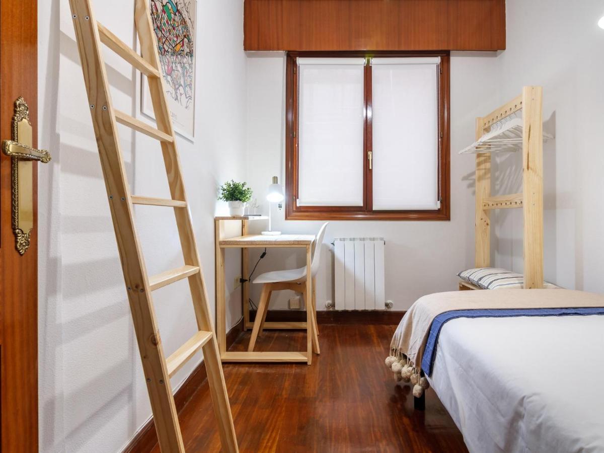Amplio Y Recien Reformado En Indautxu Apartment Bilbao Ngoại thất bức ảnh